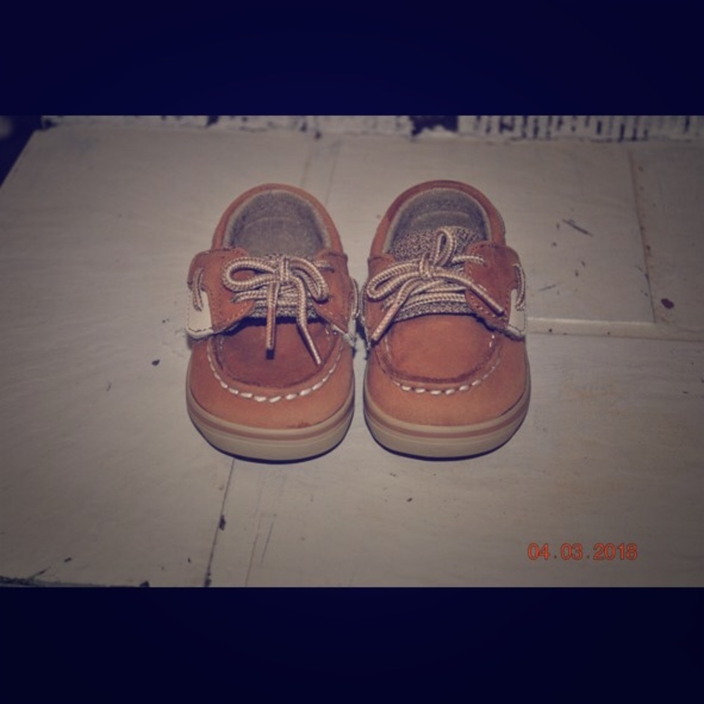Brand new baby sperry’s